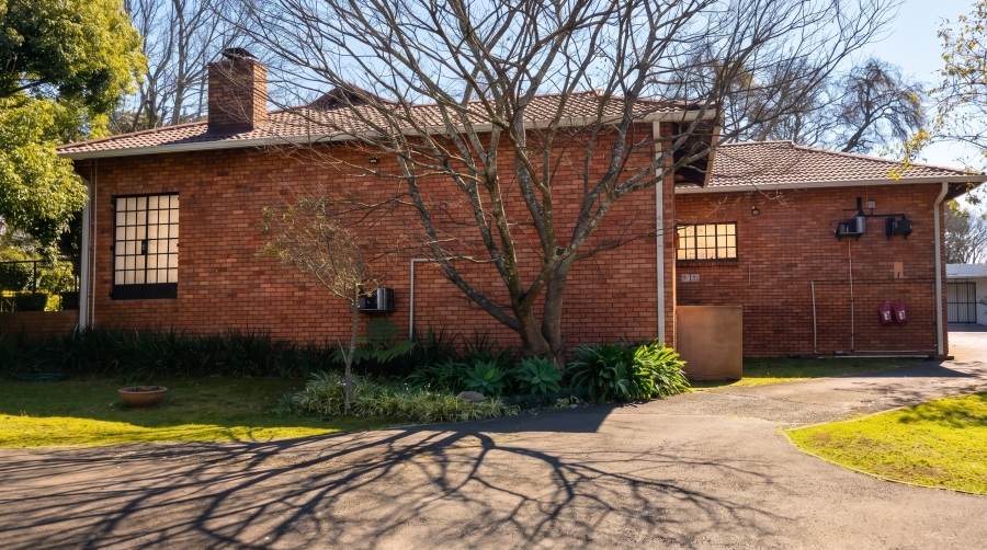12 Bedroom Property for Sale in Hilton Gardens KwaZulu-Natal