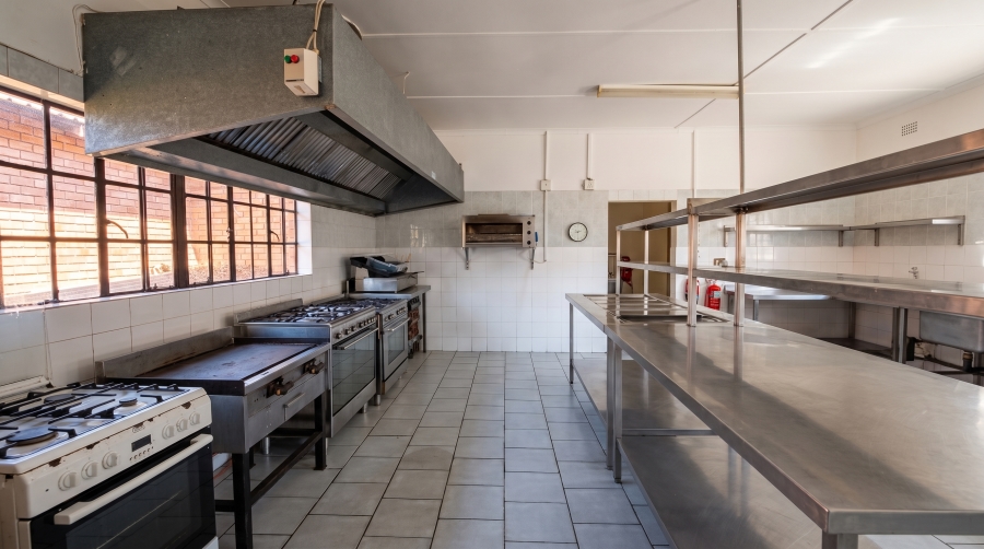 12 Bedroom Property for Sale in Hilton Gardens KwaZulu-Natal