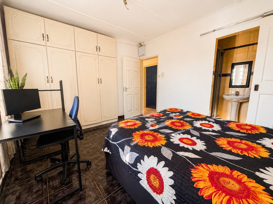 3 Bedroom Property for Sale in Dunveria KwaZulu-Natal