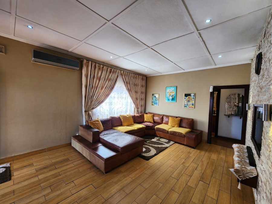 3 Bedroom Property for Sale in Ocean View KwaZulu-Natal