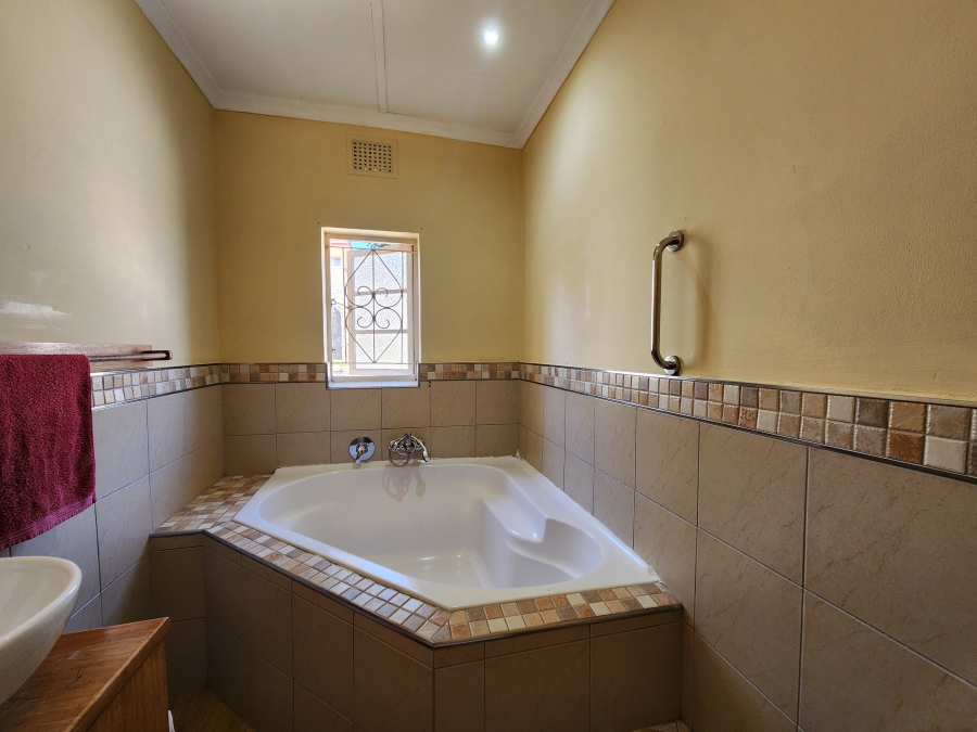 3 Bedroom Property for Sale in Ocean View KwaZulu-Natal
