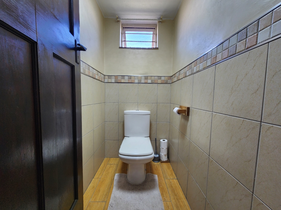 3 Bedroom Property for Sale in Ocean View KwaZulu-Natal