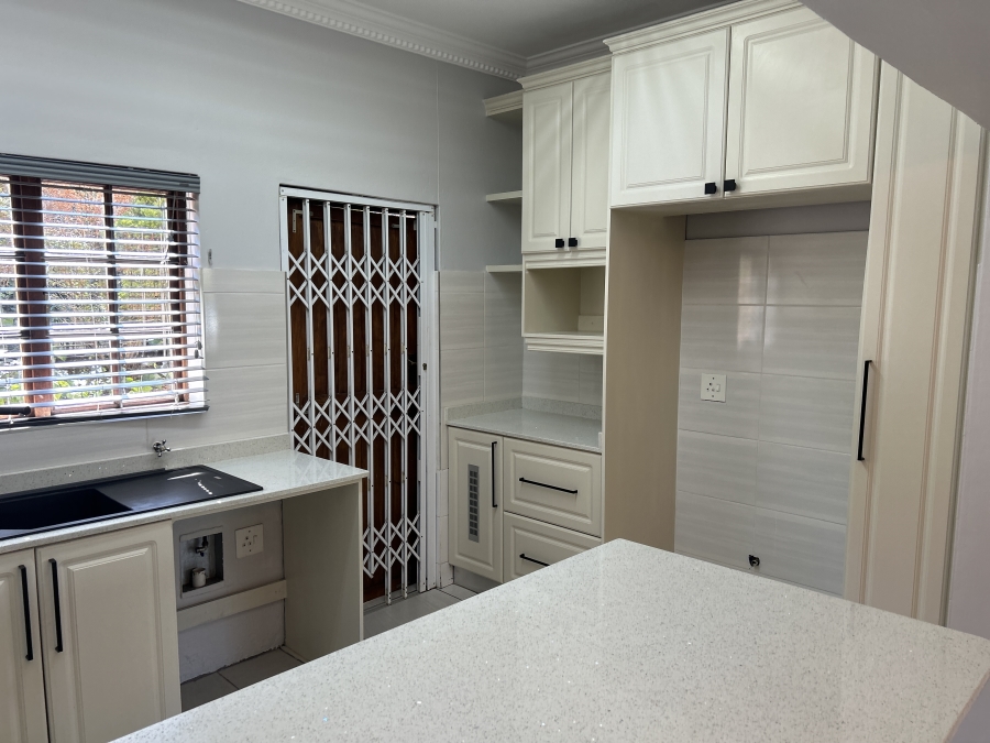 To Let 3 Bedroom Property for Rent in Chase Valley Heights KwaZulu-Natal