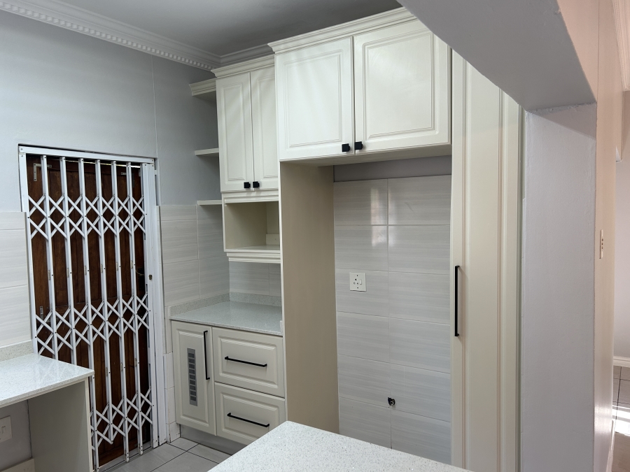 To Let 3 Bedroom Property for Rent in Chase Valley Heights KwaZulu-Natal
