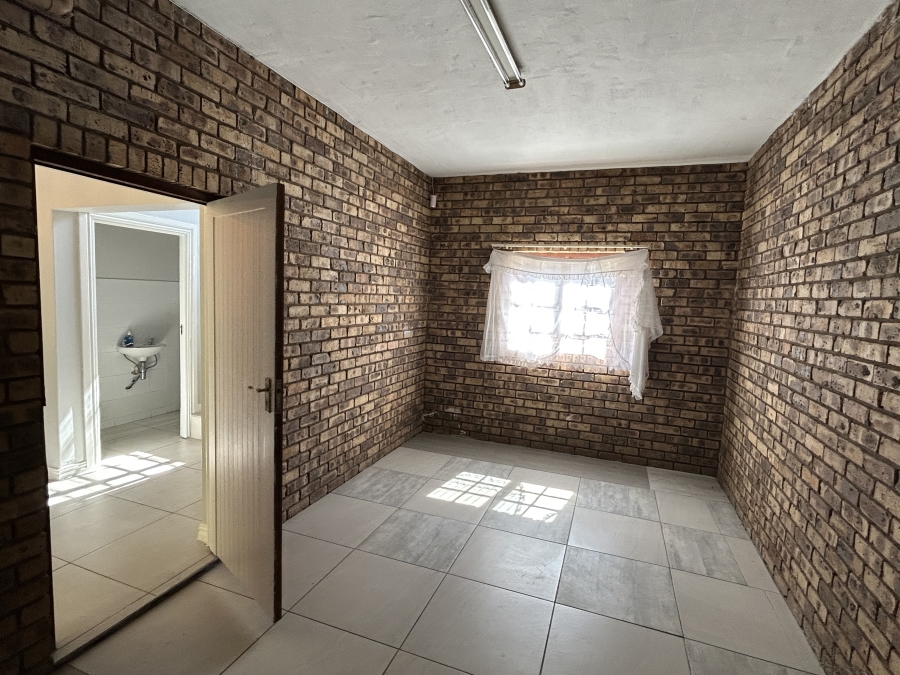 To Let 3 Bedroom Property for Rent in Chase Valley Heights KwaZulu-Natal