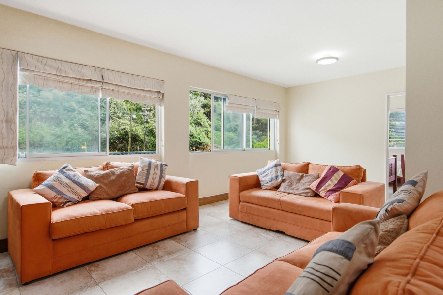 4 Bedroom Property for Sale in Amanzimtoti KwaZulu-Natal
