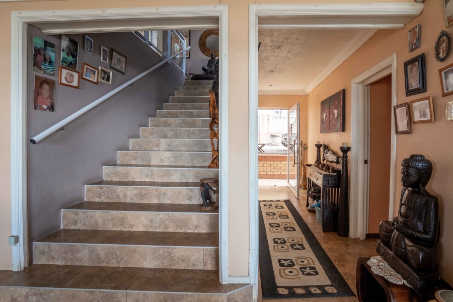 7 Bedroom Property for Sale in Park Rynie KwaZulu-Natal