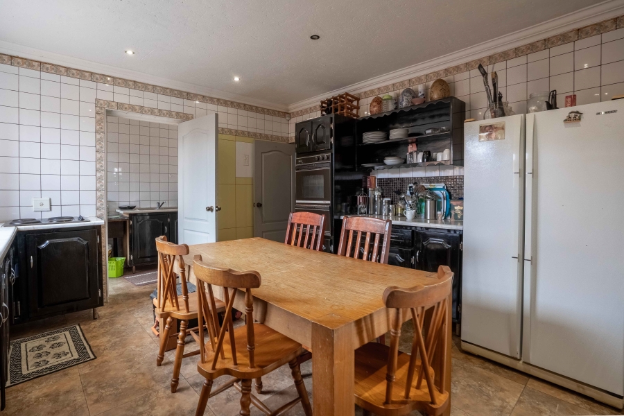 7 Bedroom Property for Sale in Park Rynie KwaZulu-Natal