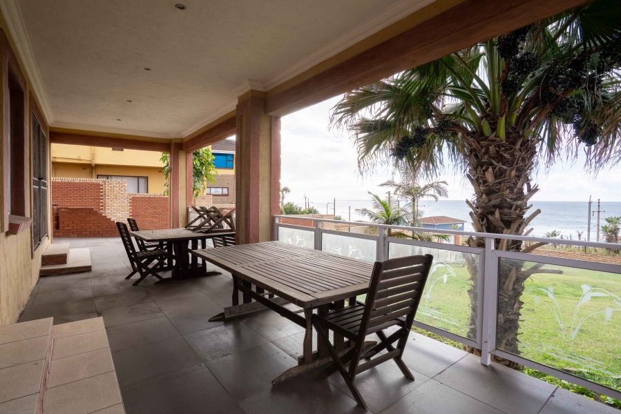 7 Bedroom Property for Sale in Park Rynie KwaZulu-Natal