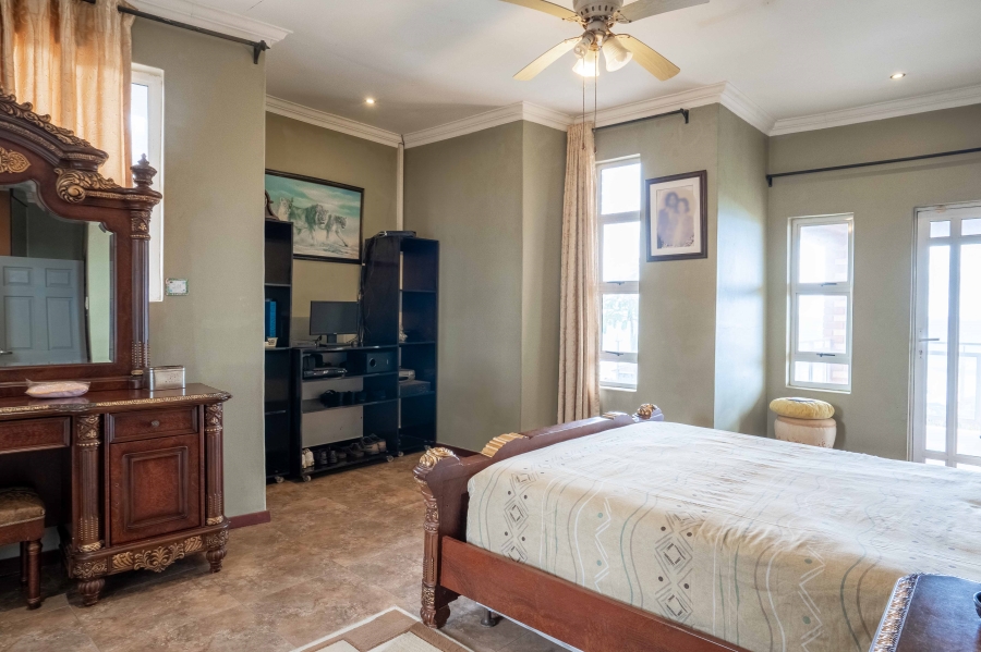 7 Bedroom Property for Sale in Park Rynie KwaZulu-Natal