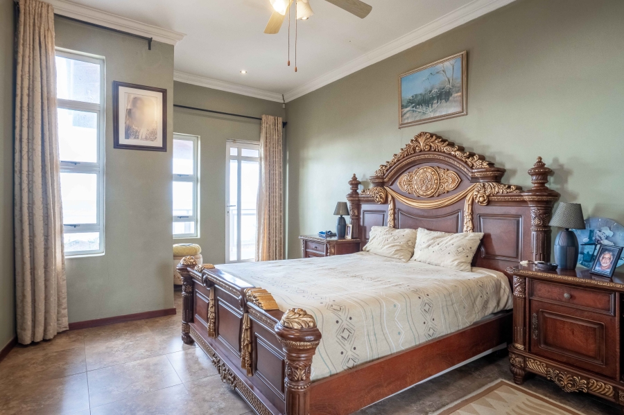 7 Bedroom Property for Sale in Park Rynie KwaZulu-Natal