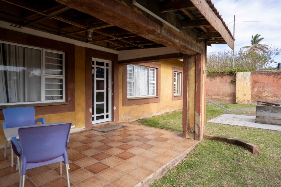 7 Bedroom Property for Sale in Park Rynie KwaZulu-Natal