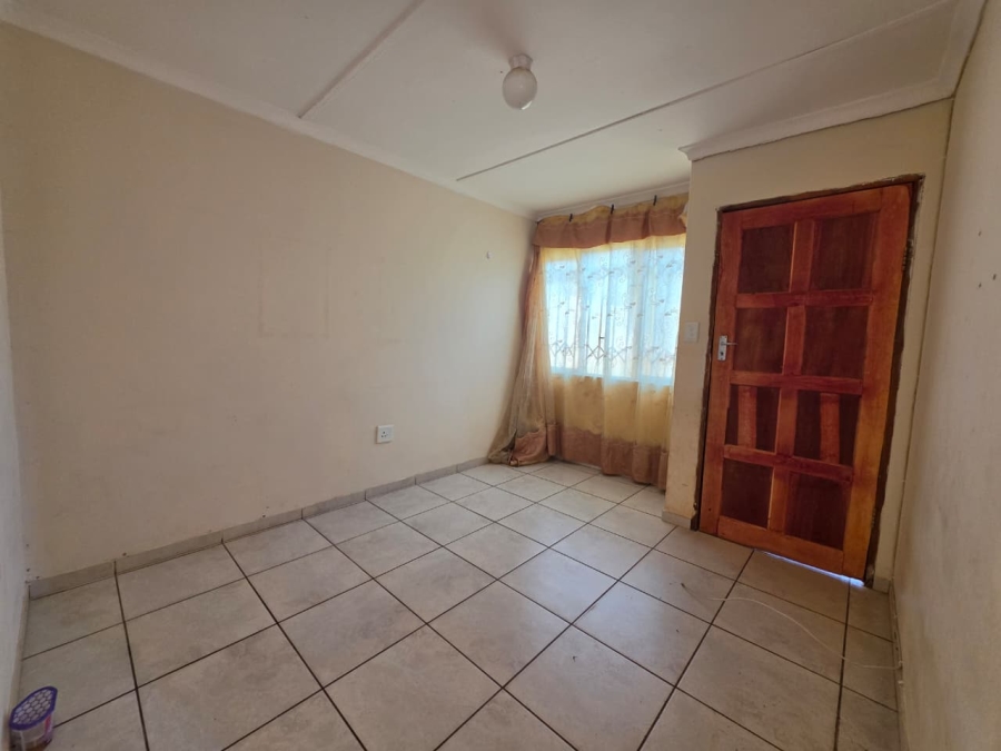 2 Bedroom Property for Sale in Umhlathuze KwaZulu-Natal