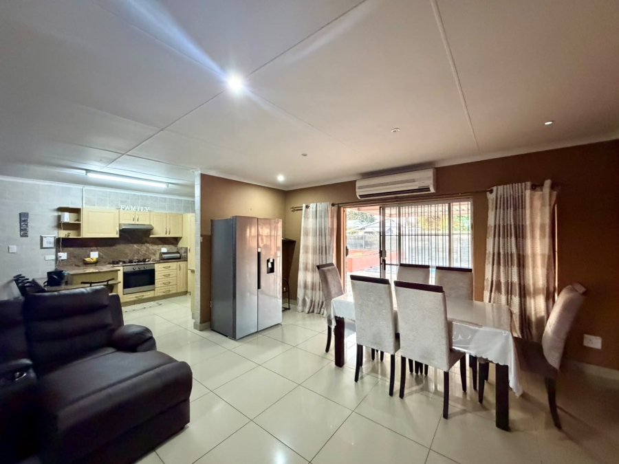 4 Bedroom Property for Sale in Birdswood KwaZulu-Natal