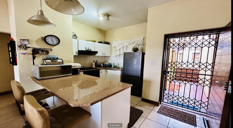 2 Bedroom Property for Sale in Palmiet KwaZulu-Natal