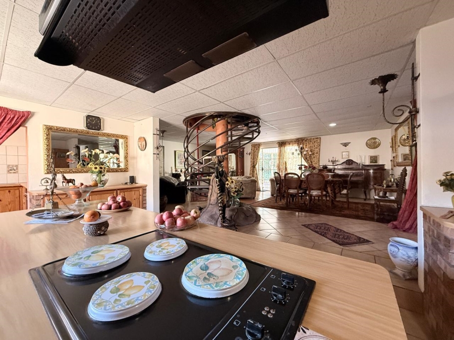 3 Bedroom Property for Sale in Signal Hill KwaZulu-Natal