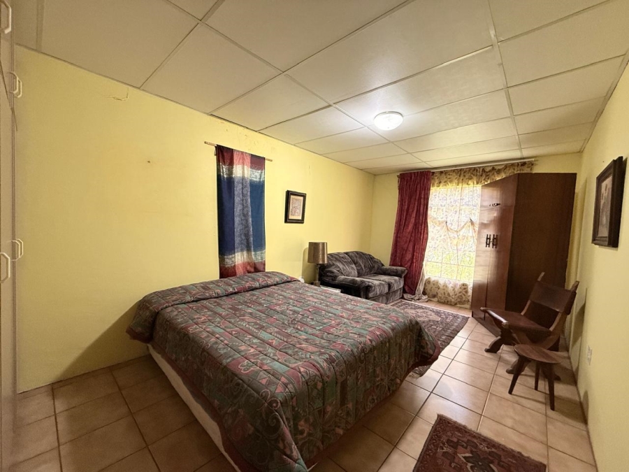 3 Bedroom Property for Sale in Signal Hill KwaZulu-Natal