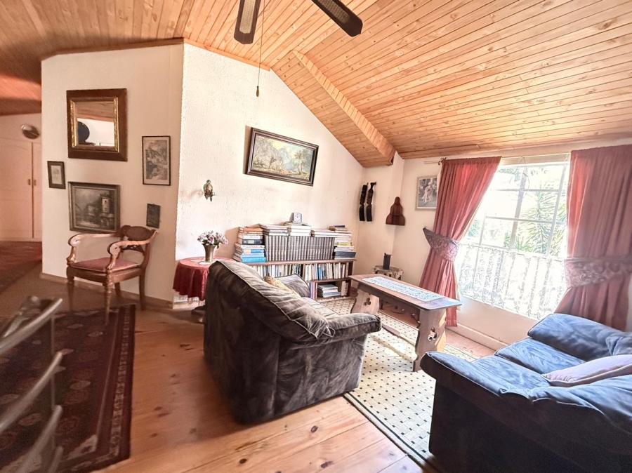 3 Bedroom Property for Sale in Signal Hill KwaZulu-Natal