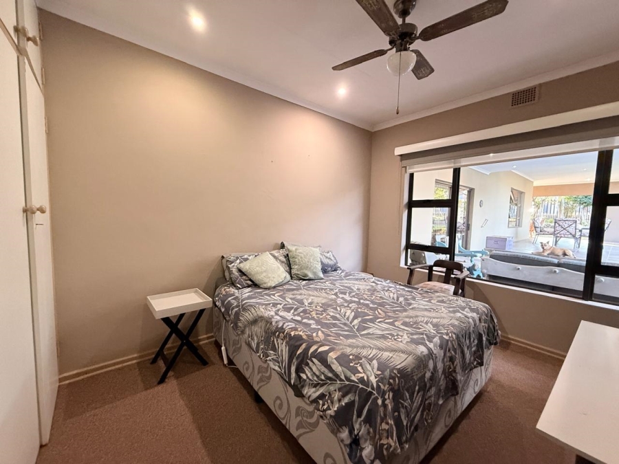 5 Bedroom Property for Sale in Huttenheights KwaZulu-Natal