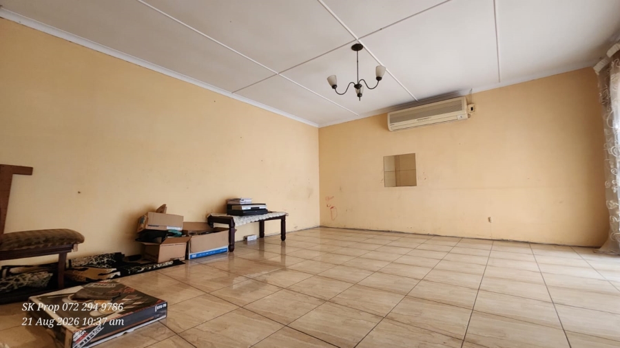 3 Bedroom Property for Sale in Raisethorpe KwaZulu-Natal