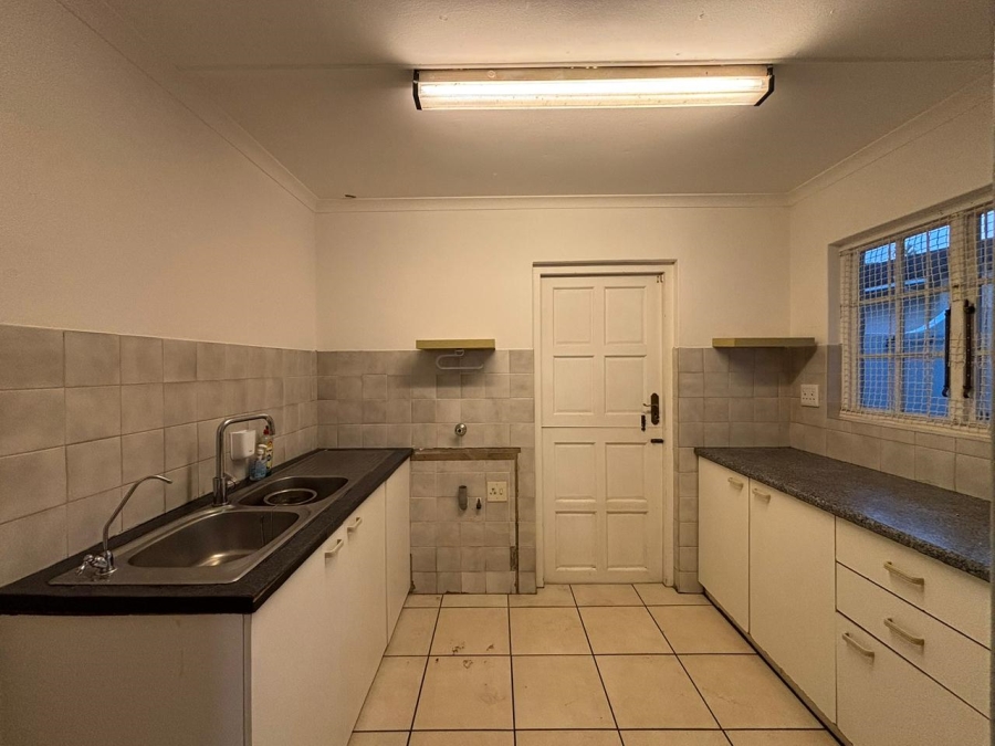 To Let 3 Bedroom Property for Rent in Sherwood KwaZulu-Natal