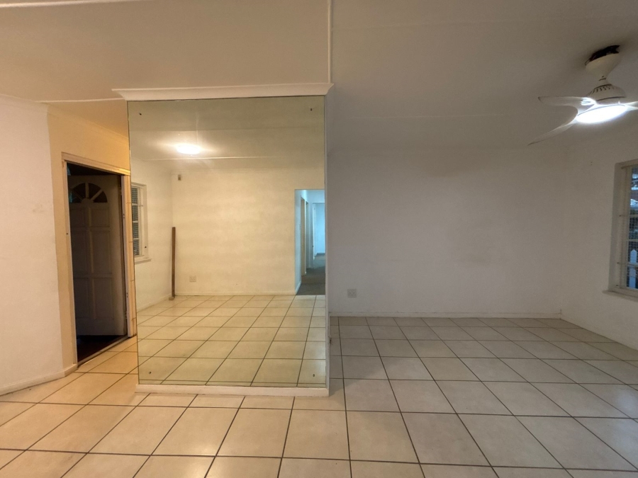 To Let 3 Bedroom Property for Rent in Sherwood KwaZulu-Natal