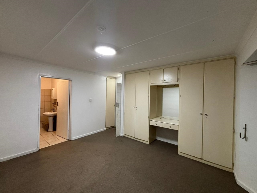 To Let 3 Bedroom Property for Rent in Sherwood KwaZulu-Natal