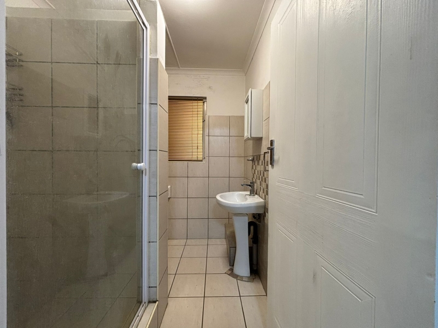 To Let 3 Bedroom Property for Rent in Sherwood KwaZulu-Natal