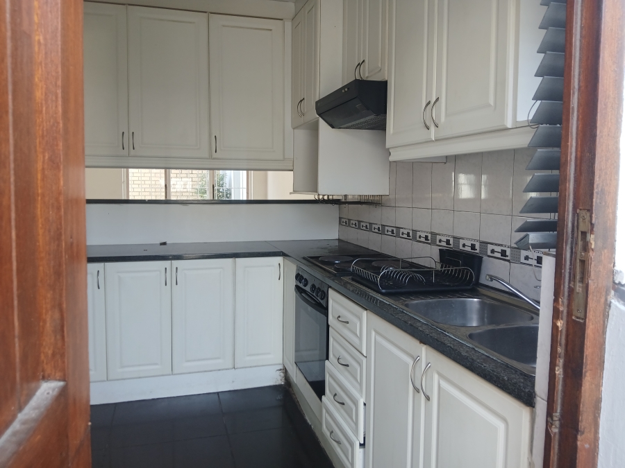 To Let 2 Bedroom Property for Rent in Fields Hill KwaZulu-Natal