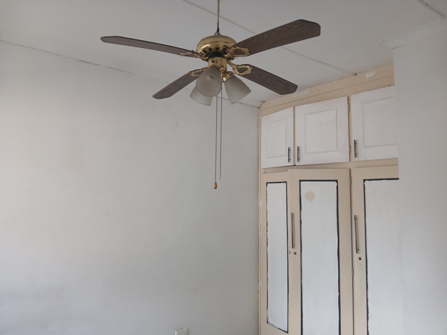 To Let 2 Bedroom Property for Rent in Fields Hill KwaZulu-Natal
