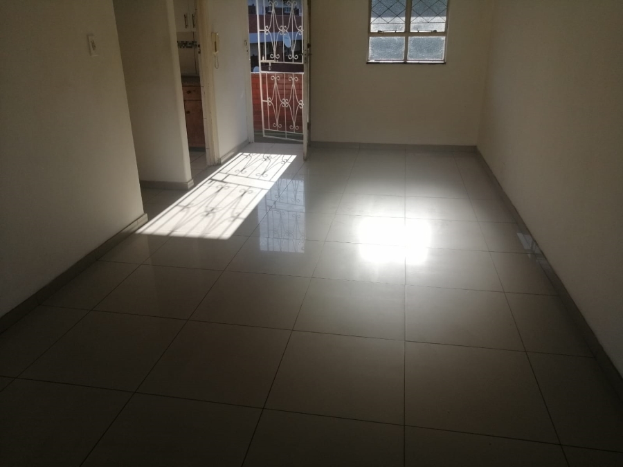 To Let 2 Bedroom Property for Rent in Essenwood KwaZulu-Natal