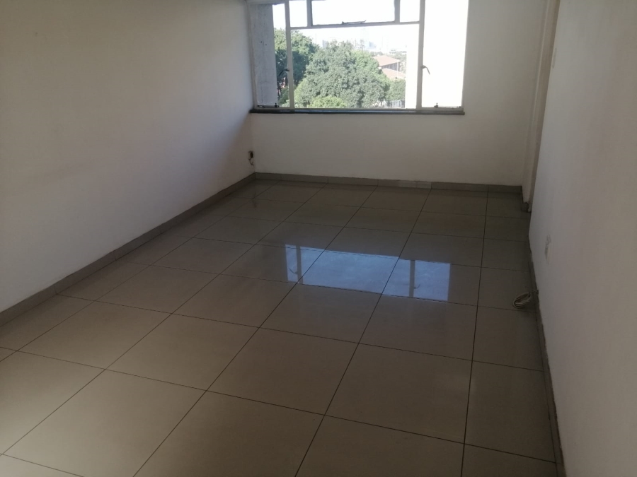 To Let 2 Bedroom Property for Rent in Essenwood KwaZulu-Natal