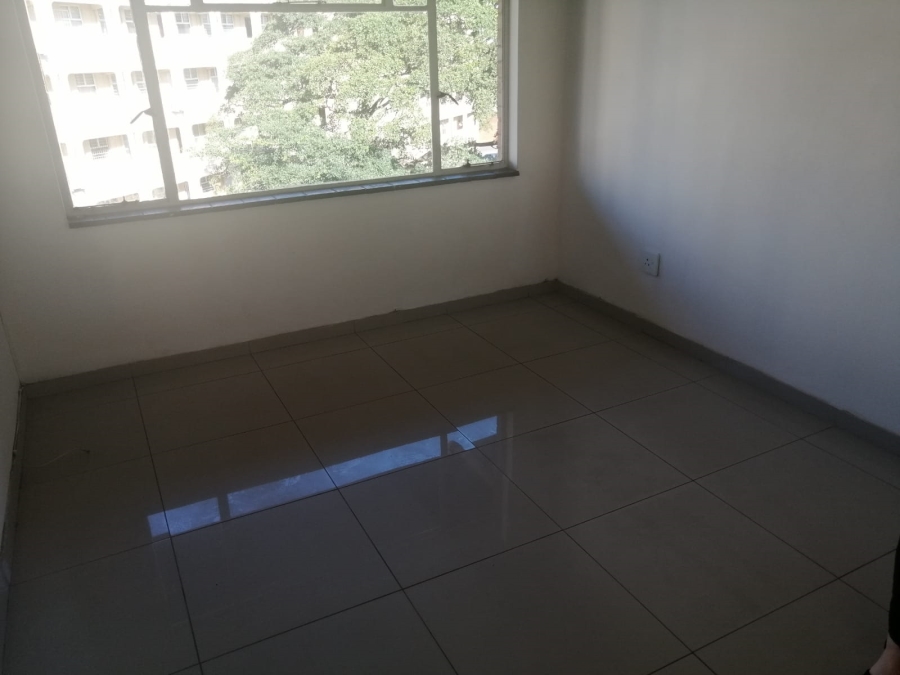 To Let 2 Bedroom Property for Rent in Essenwood KwaZulu-Natal