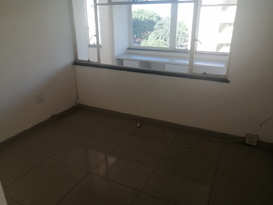 To Let 2 Bedroom Property for Rent in Essenwood KwaZulu-Natal
