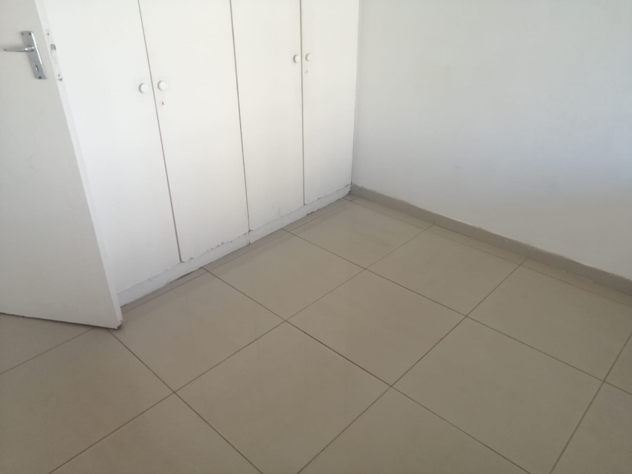 To Let 2 Bedroom Property for Rent in Essenwood KwaZulu-Natal