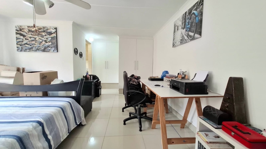 2 Bedroom Property for Sale in Rouken Glen KwaZulu-Natal