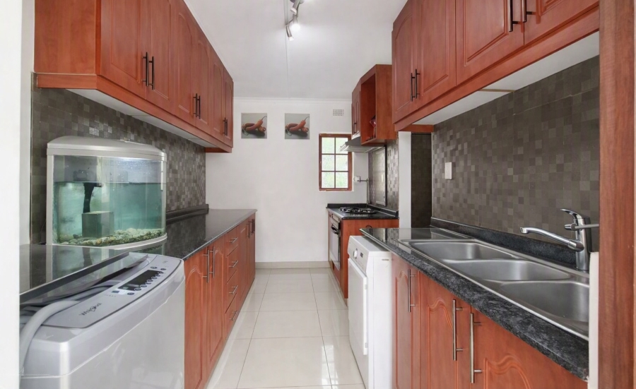 2 Bedroom Property for Sale in Rouken Glen KwaZulu-Natal