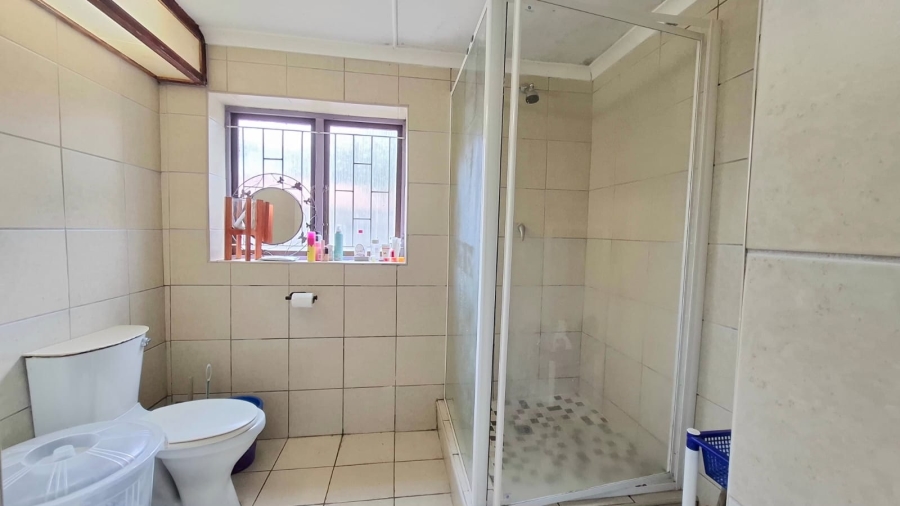 2 Bedroom Property for Sale in Rouken Glen KwaZulu-Natal