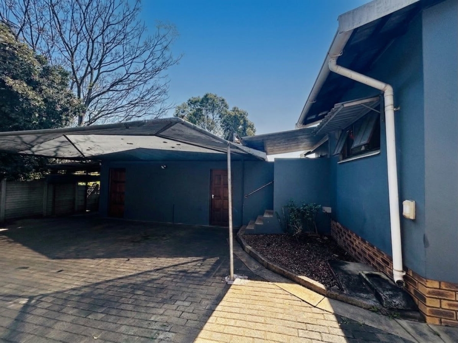 6 Bedroom Property for Sale in Nyala Park KwaZulu-Natal