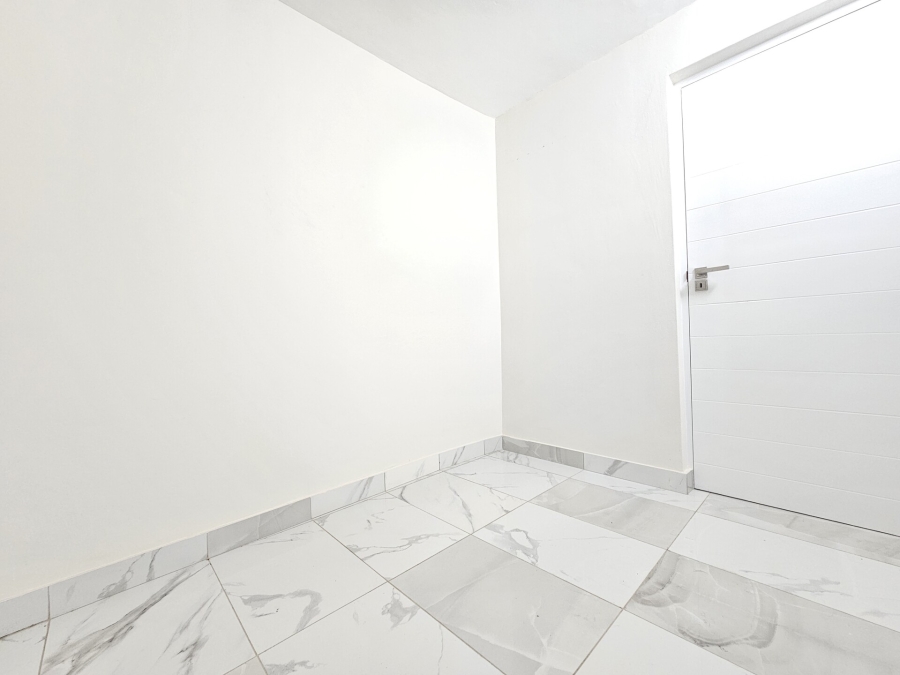 To Let 3 Bedroom Property for Rent in Windermere KwaZulu-Natal