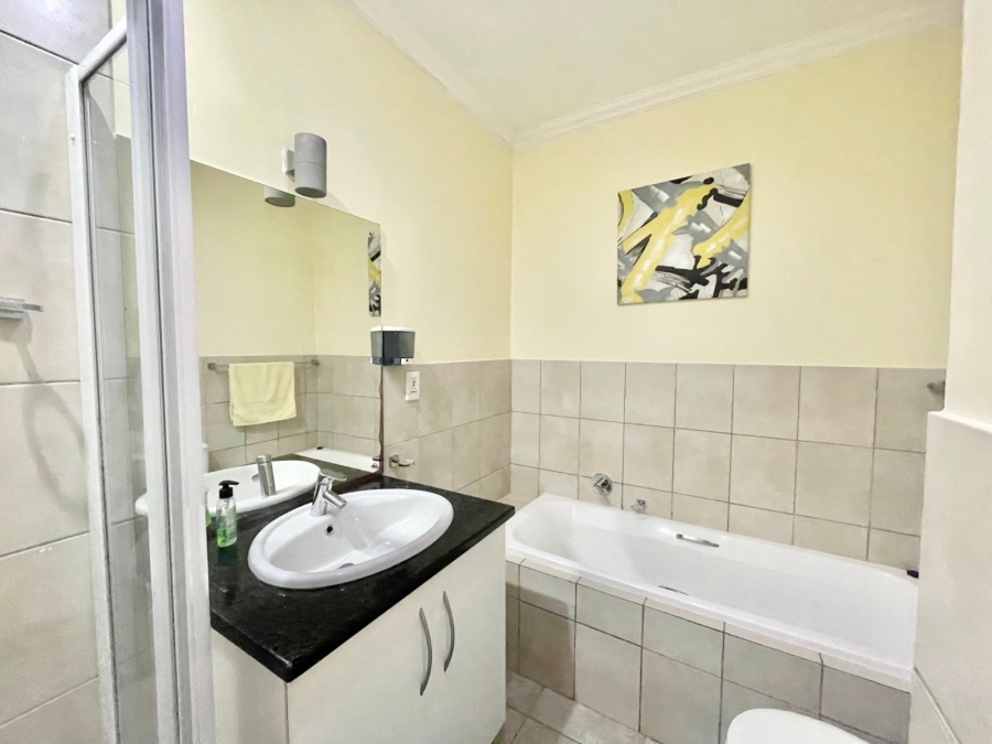 To Let 3 Bedroom Property for Rent in Westbrook KwaZulu-Natal