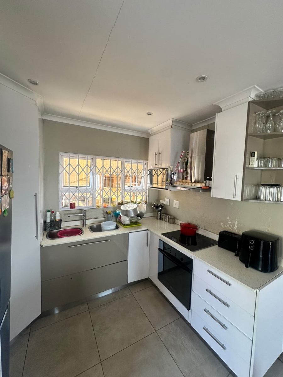 To Let 2 Bedroom Property for Rent in Woodlands KwaZulu-Natal