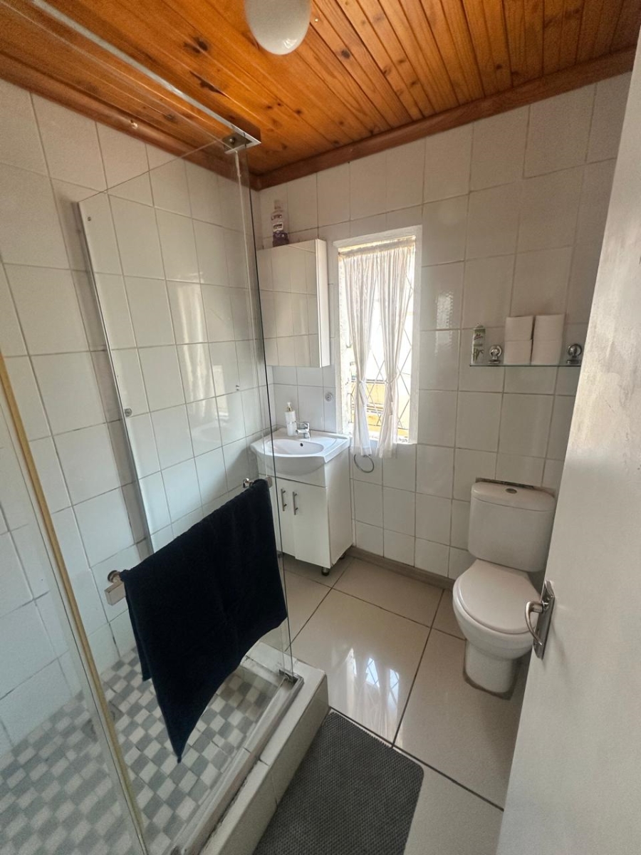 To Let 2 Bedroom Property for Rent in Woodlands KwaZulu-Natal