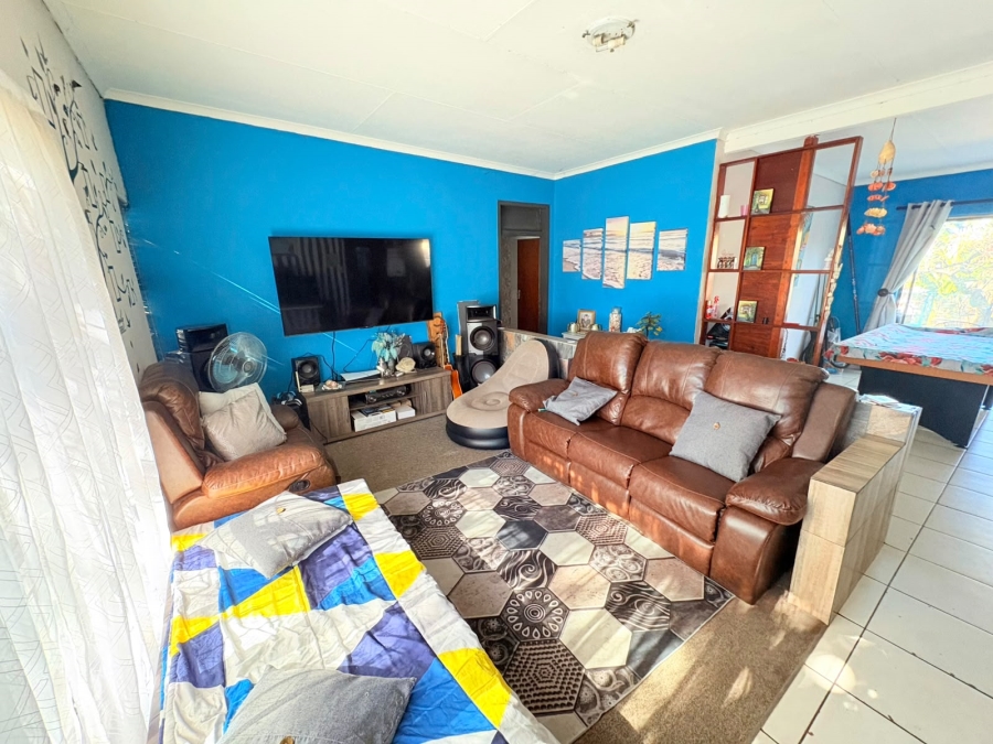 4 Bedroom Property for Sale in Amajuba Park KwaZulu-Natal