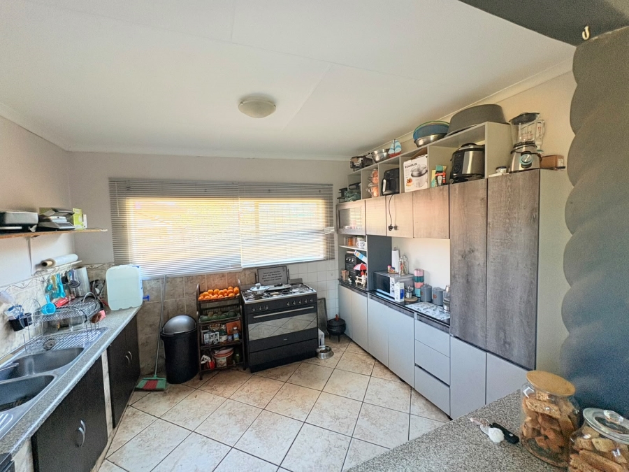4 Bedroom Property for Sale in Amajuba Park KwaZulu-Natal