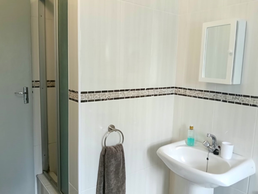 To Let 2 Bedroom Property for Rent in Meer En See KwaZulu-Natal