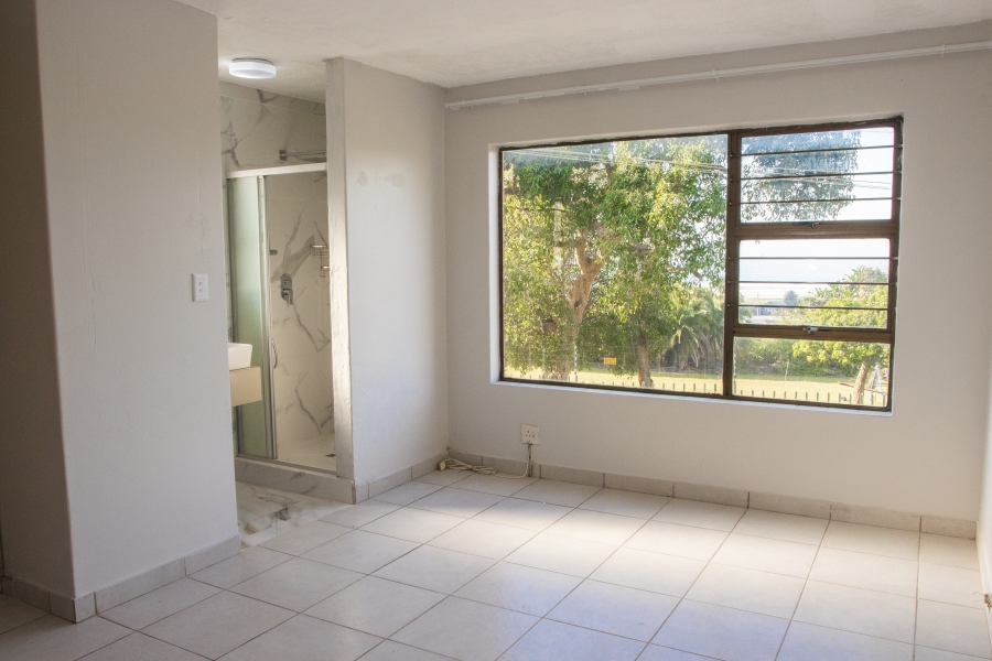 To Let 3 Bedroom Property for Rent in Amanzimtoti KwaZulu-Natal