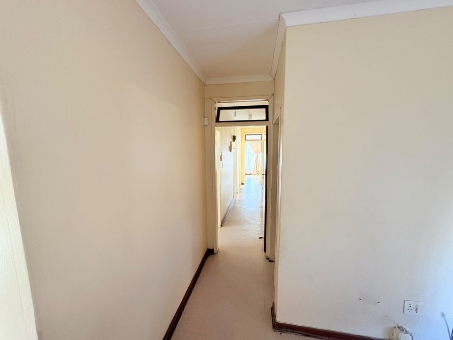4 Bedroom Property for Sale in Amajuba Park KwaZulu-Natal