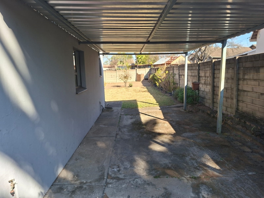 4 Bedroom Property for Sale in Pioneer Park KwaZulu-Natal