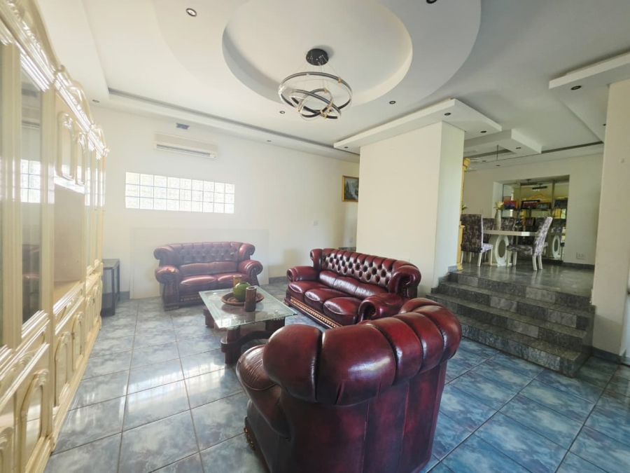 7 Bedroom Property for Sale in Fairview KwaZulu-Natal